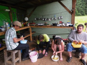 11 Příprava pokrmu na následující tři dny - bramboráků
